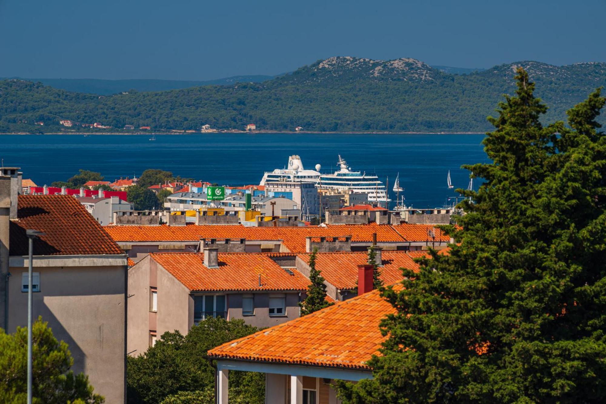 Skyline Luxe Lägenhet Zadar Exteriör bild